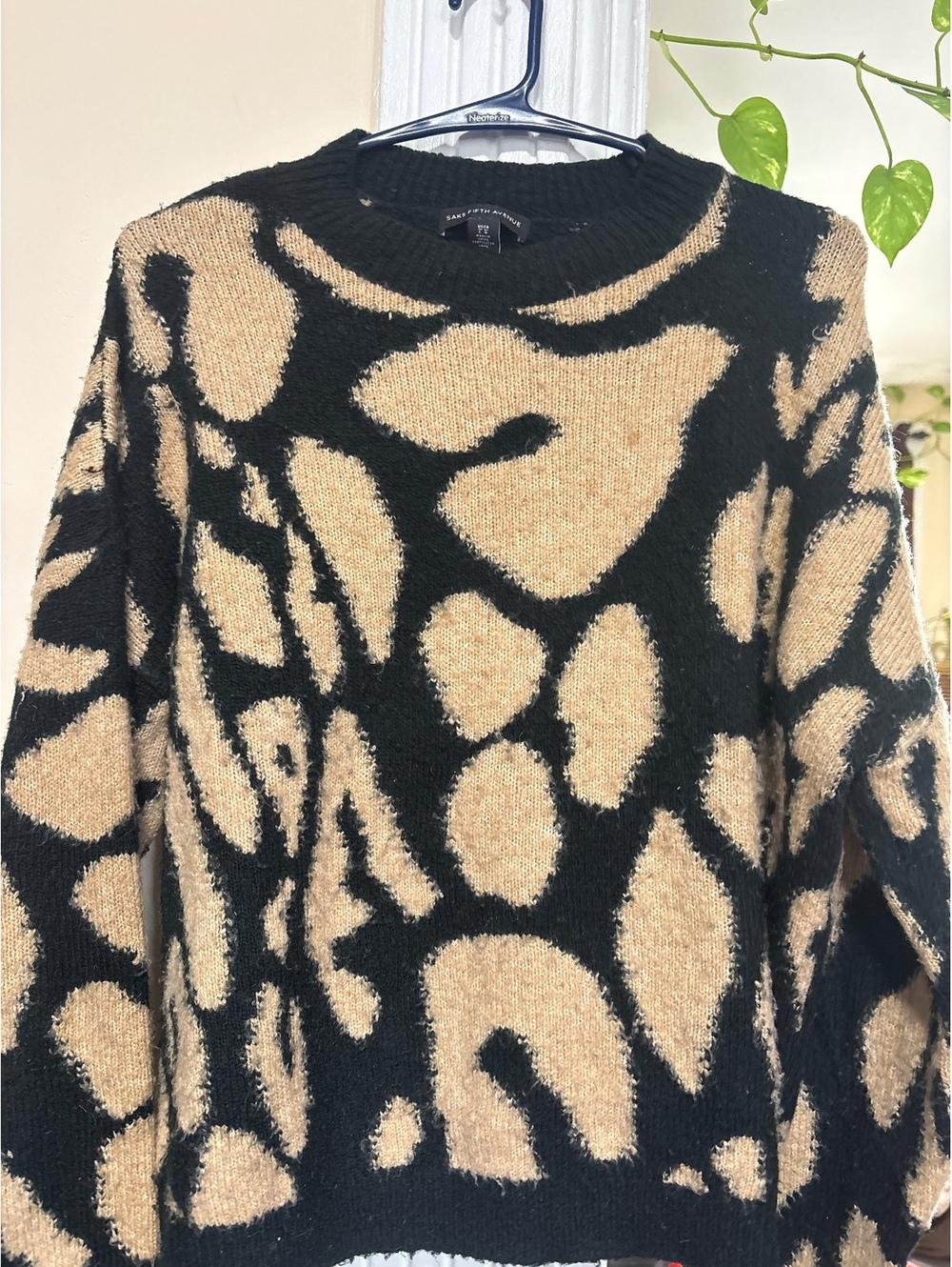 Vintage Saks fifth avenue sweater